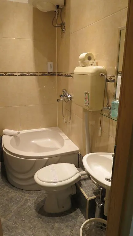 Guesthouse Vrlic Сплит